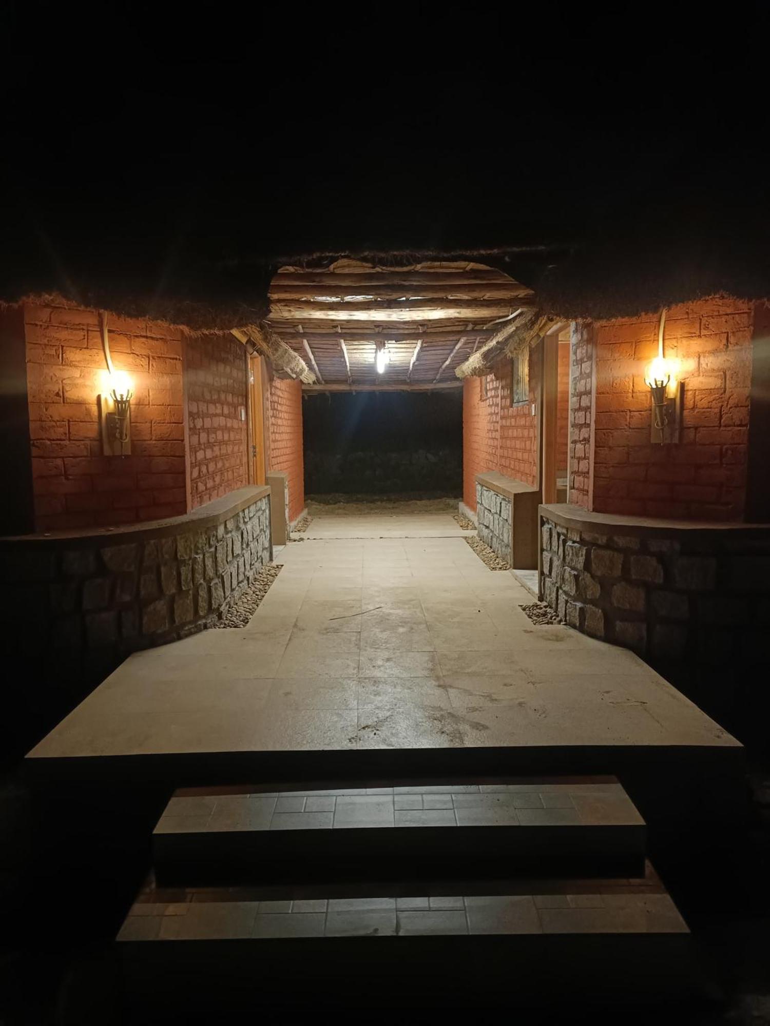 האמפי Golden Chariot Resort מראה חיצוני תמונה